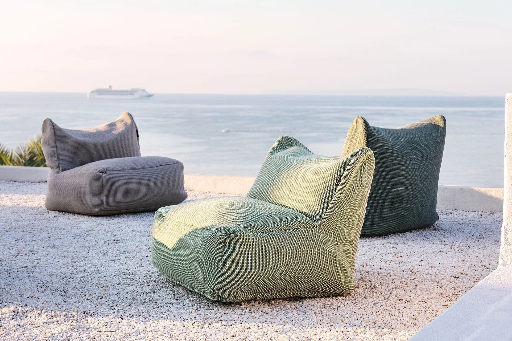 DOTTY Lounge Collection - Schweizer Wohnkonzept