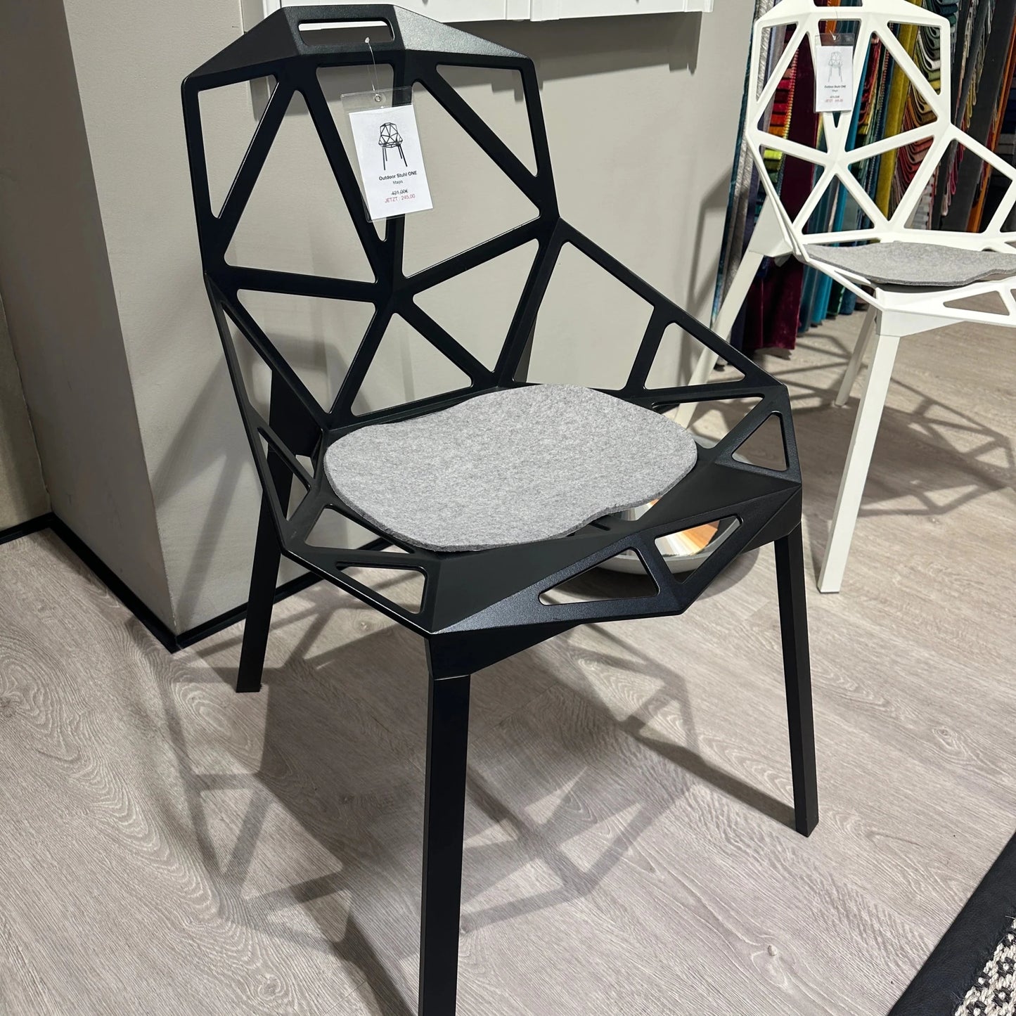 MAGIS Chair_One Outdoor Chair - Black - Display Model - Schweizer Wohnkonzept