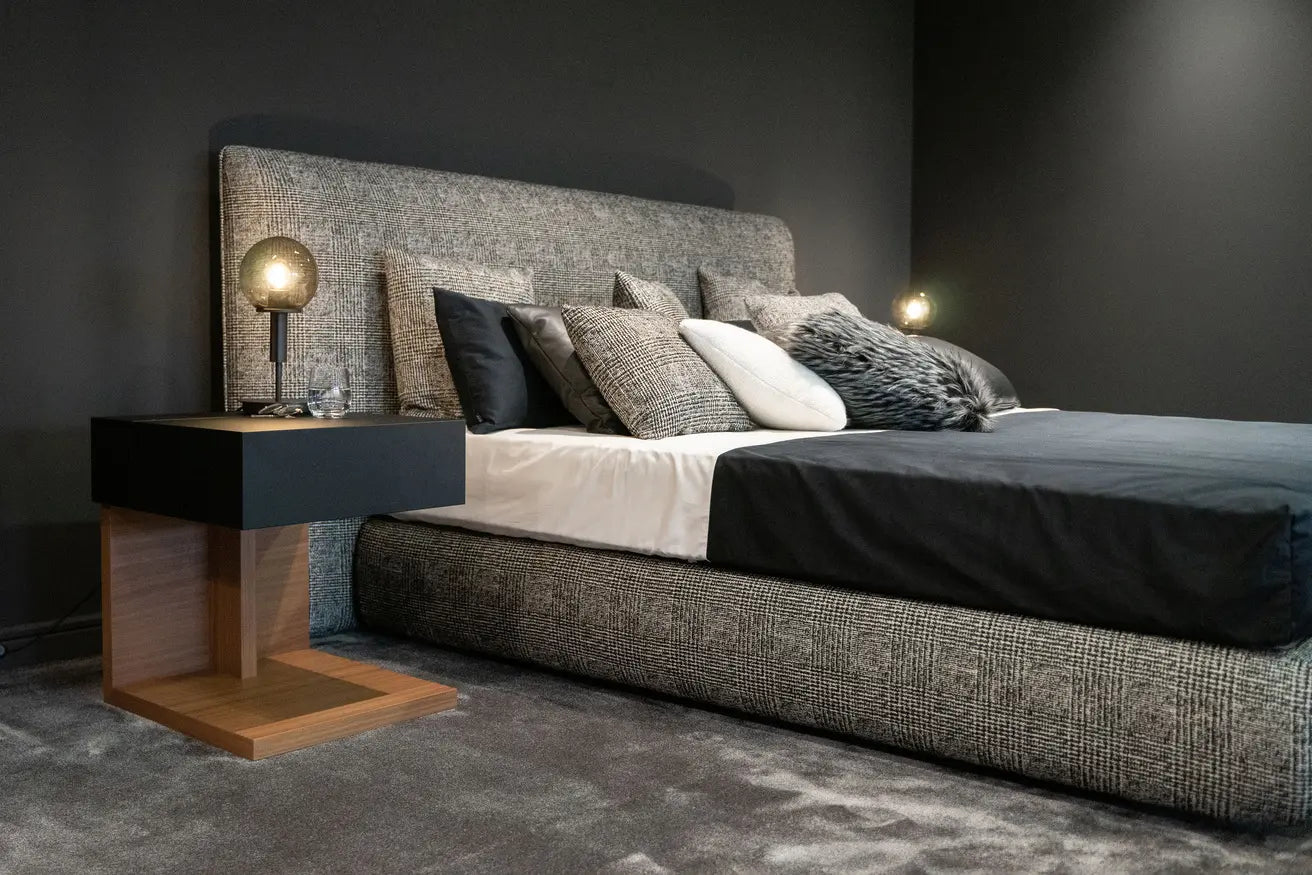 PHILIP - Bedside Table - Schweizer Wohnkonzept